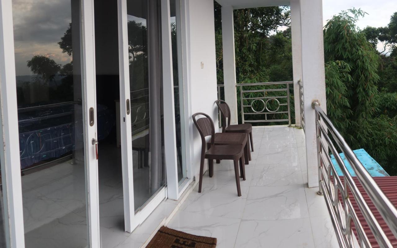 Narwastu Hills Hotell Tomohon Eksteriør bilde